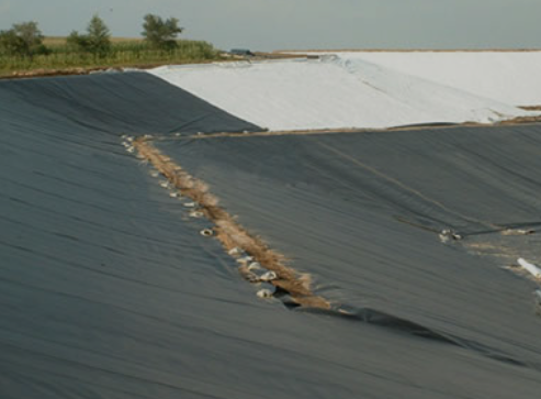 What is the life of HDPE geomembrane?