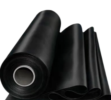 Does HDPE geomembrane float or sink in water?