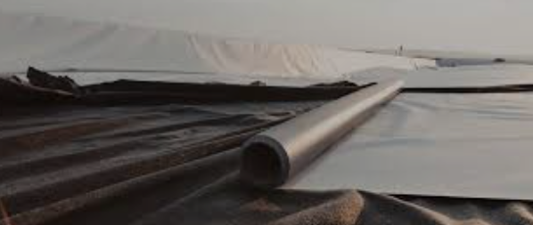 Can you put boiling water in HDPE geomembrane?