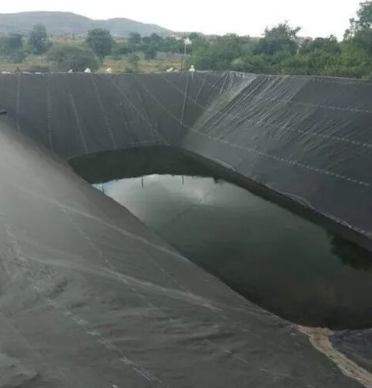 What is the life expectancy of a HDPE geomembrane?