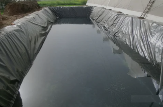 How thick is a HDPE geomembrane liner?